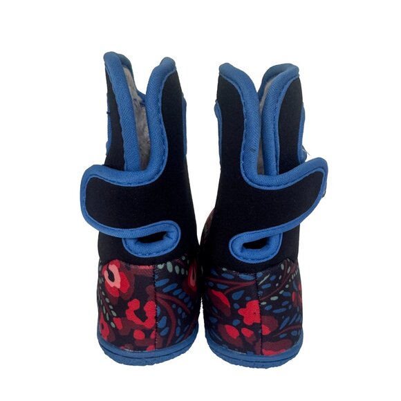 Bogs Boots Waterproof Fuzzy Lined Flower Pattern Toddler Girls Size 8 NWT - Picture 3 of 9
